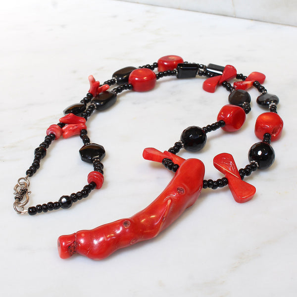 Good Luck Coral “Corno” Necklace - Fatto a Mano Antiques - 1