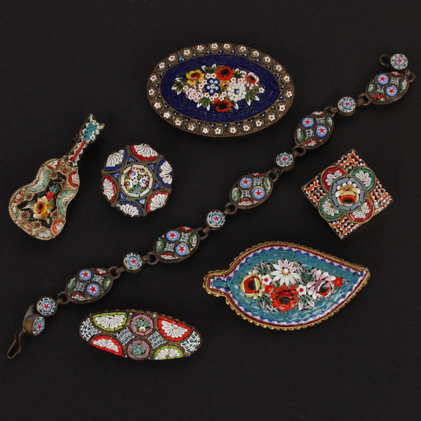 Vintage Italian Small Diamond-Shaped Micromosaic Pin