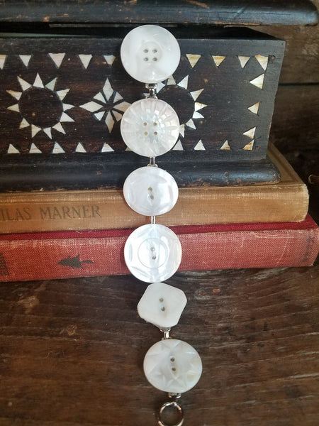 Vintage Mother of Pearl Button Bracelet