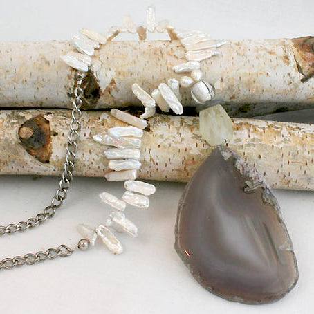Sensational Freshwater Pearl and Agate Slab Statement Necklace