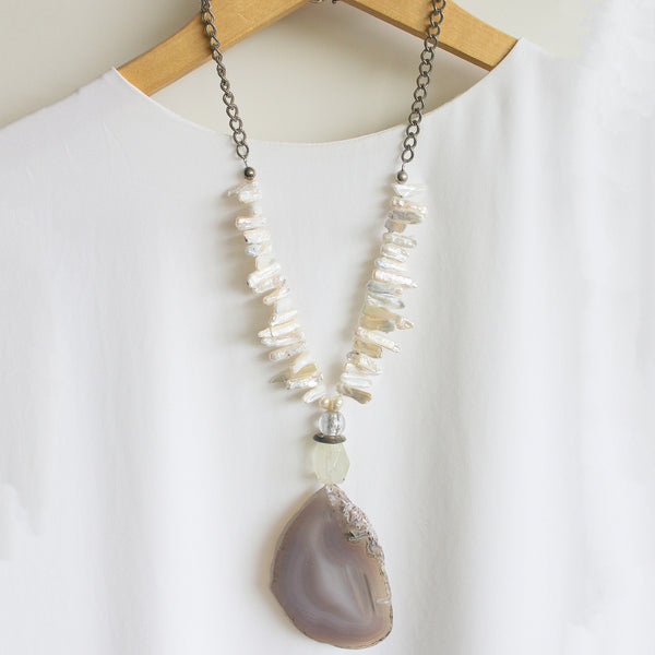 Sensational Freshwater Pearl and Agate Slab Statement Necklace