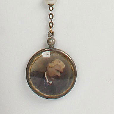 Husband and Wife Romantic Antique Portrait Pendant Necklace
