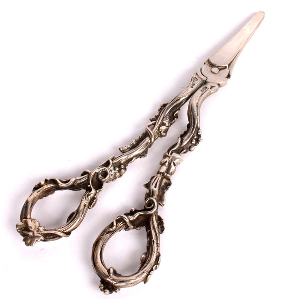 Sterling Silver Grape Shears c. 1900 - Fatto a Mano Antiques - 3